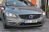 Volvo V60 (2016) 2.4 D6 AWD PHEV 212kW Momentum - náhled 7