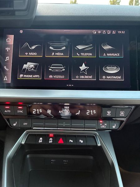 Audi A3 (2021) Audi A3, Quattro, S-line  - fotka 35 z 41