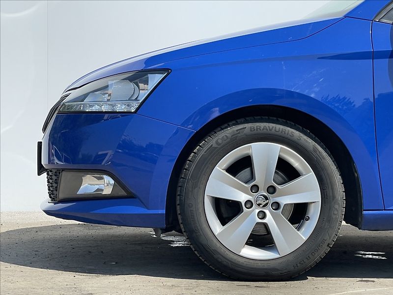 Škoda Fabia 1,0 TSI Combi Ambition Plus - fotka 17 z 21