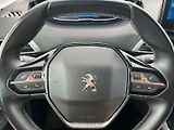 Peugeot 5008 (2021) 1.2PT 96kW! Allure! Tažné! LED - náhled 28
