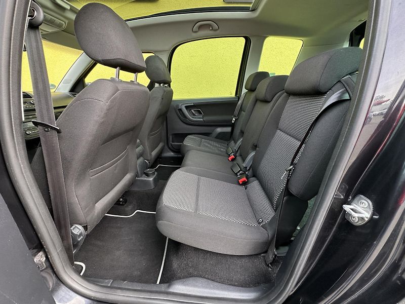 Škoda Roomster (2010) SCOUT 1.6TDI/77kW * 2.Maj. - fotka 19 z 27