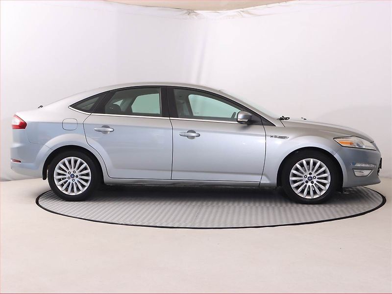 Ford Mondeo (2014) Business Edition 2.0 TDCi - fotka 6 z 18