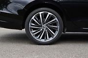 Nová Škoda Superb 2.0 TDI