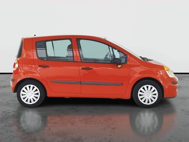 Renault Modus (2005) 1.6, rezervace - fotka 6 z 15