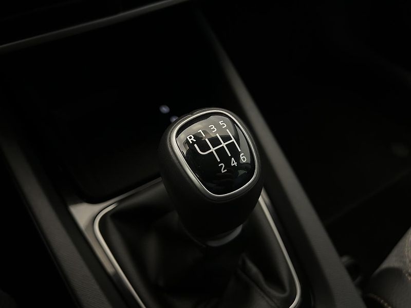 Škoda Octavia 2.0 TDI Top selection - fotka 14 z 23