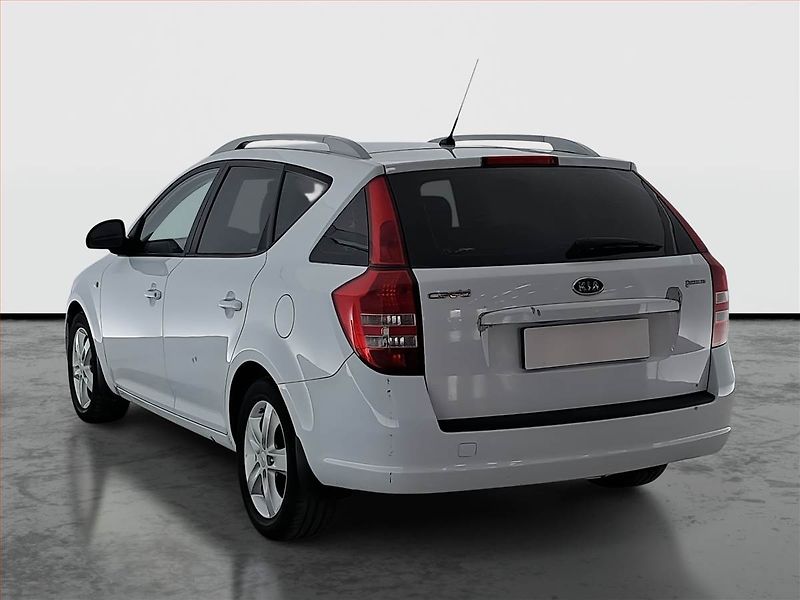 Kia Ceed (2009) 1.6 CVVT, nová STK, rezervace - fotka 4 z 17