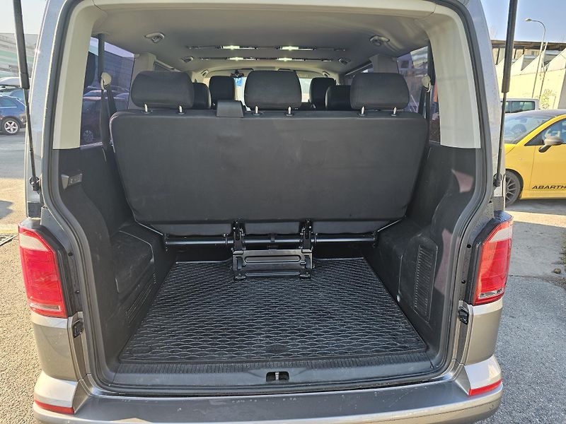 Volkswagen Caravelle (2018) DSG - 9míst 110kW TOP - fotka 9 z 16