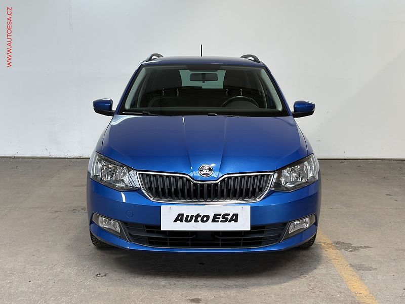 Škoda Fabia (2015) 1.2TSi, ČR, AC, temp, tažné - fotka 2 z 16