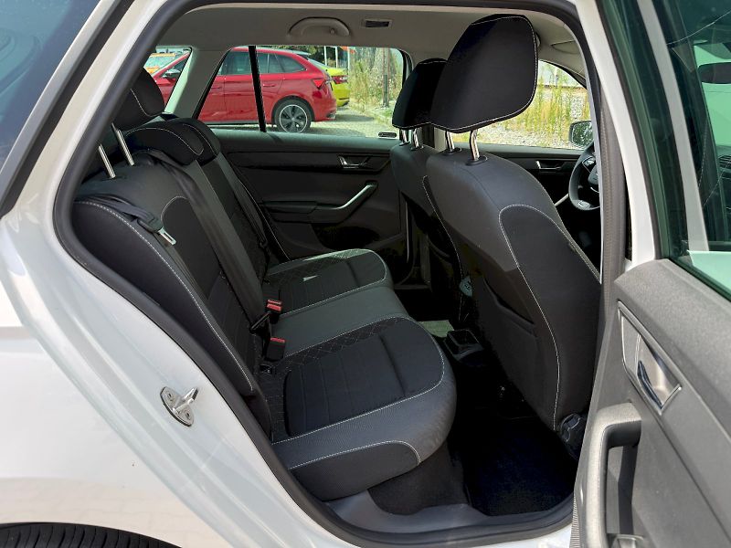 Škoda Fabia (2022) Combi 1.0 TSI 70 kW Ambition T - fotka 23 z 25