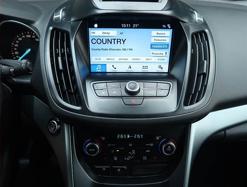 Ford Kuga (2018) Titanium 1.5 TDCi, Navi - fotka 12 z 15