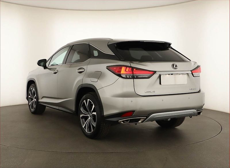 Lexus RX 400h (2023) 300 AWD - fotka 4 z 20