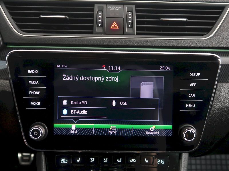 Škoda Superb (2018) SPORTLINE 2.0TDI 140KW CANTON - fotka 27 z 41