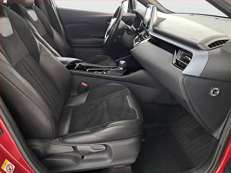 Toyota C-HR (2020) Selection 2.0 Hybrid - fotka 9 z 17