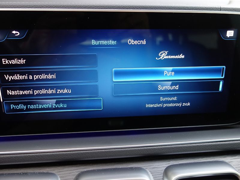 Mercedes-Benz GLS (2023) 400D*PRÉM-PLUS*AMG*PAN*HEAD*CZ - fotka 30 z 50