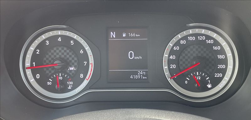 Hyundai i10 1,0 MPi,AUTOMAT,ZÁRUKA - fotka 14 z 23