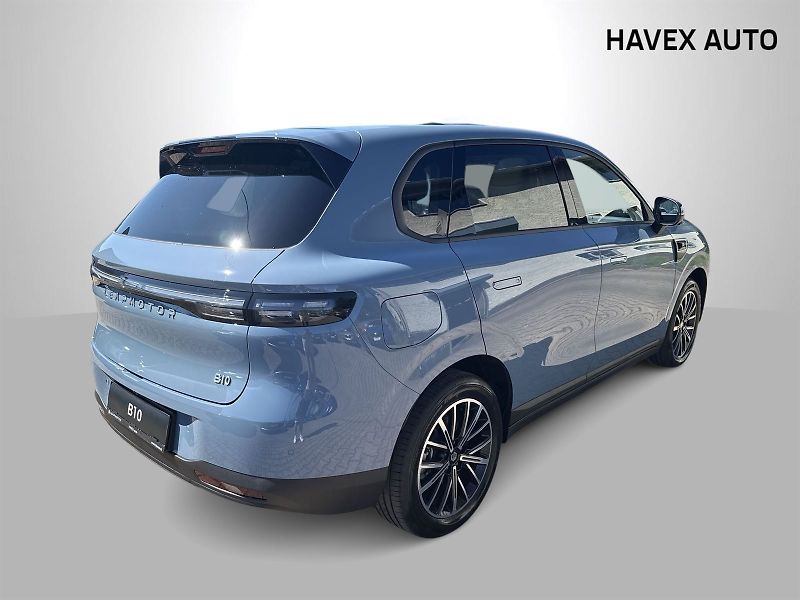 Leapmotor B10 (2026) DESIGN HYBRID EV - fotka 2 z 32
