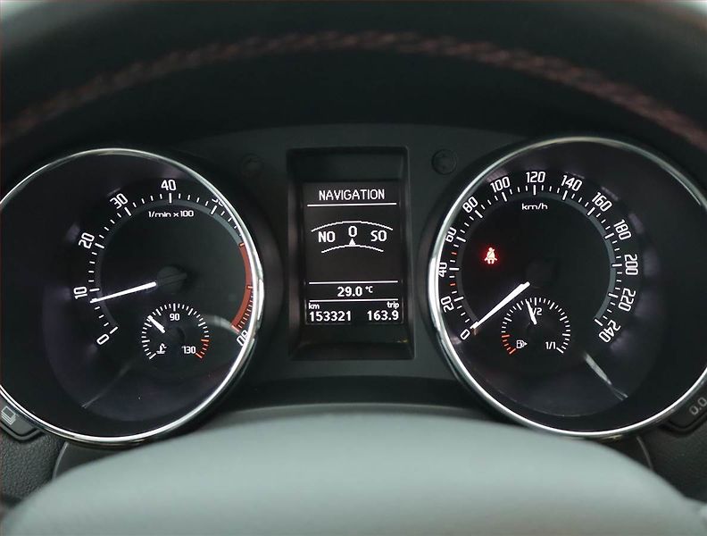 Škoda Yeti (2014) 1.4 TSI, Navi, Bi-Xenony - fotka 11 z 16