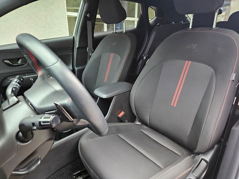 Hyundai Kona 1.6T-GDi 4x4 DCT N-Line,serv.k - fotka 11 z 35