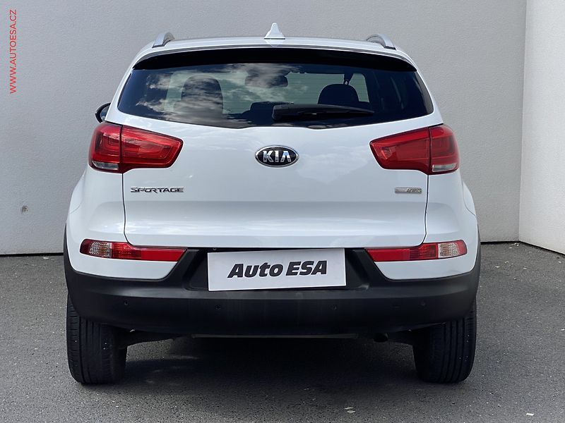 Kia Sportage (2014) 1.7 CRDi, Premium, panor - fotka 5 z 18