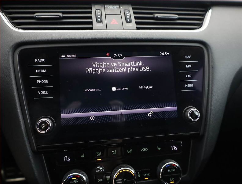 Škoda Octavia (2018) Scout 1.8 TSI, 4X4, Automat - fotka 14 z 20