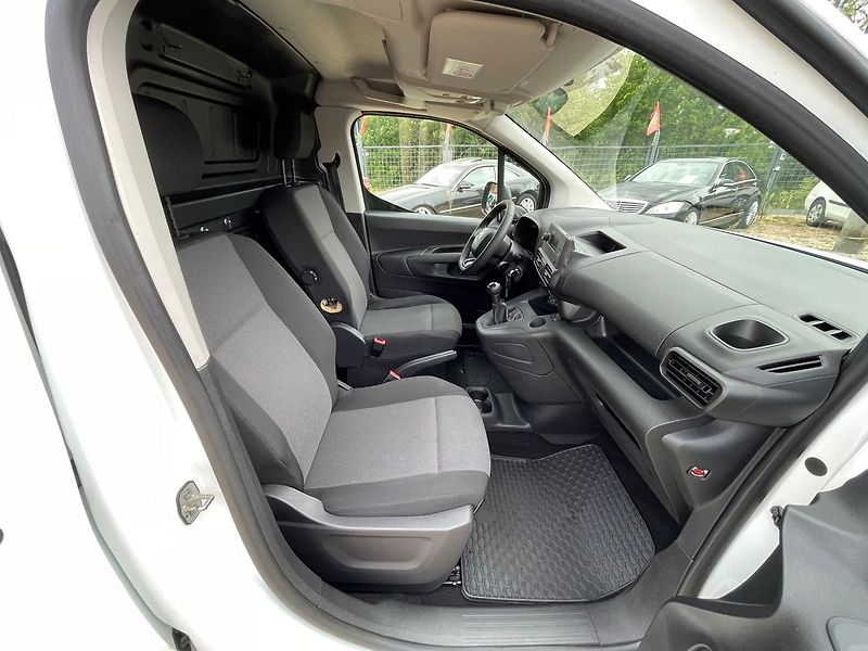 Toyota ProAce 1.5D-4D 75kW*ZADÁNO* - fotka 21 z 25