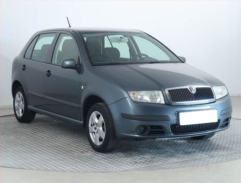 Škoda Fabia (2005) Ambiente 1.4 16V, nová STK - fotka 1 z 15