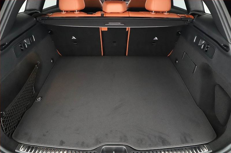 Mercedes-Benz GLC (2025) 220 d 4MATIC, AVANTGARDE - fotka 23 z 26