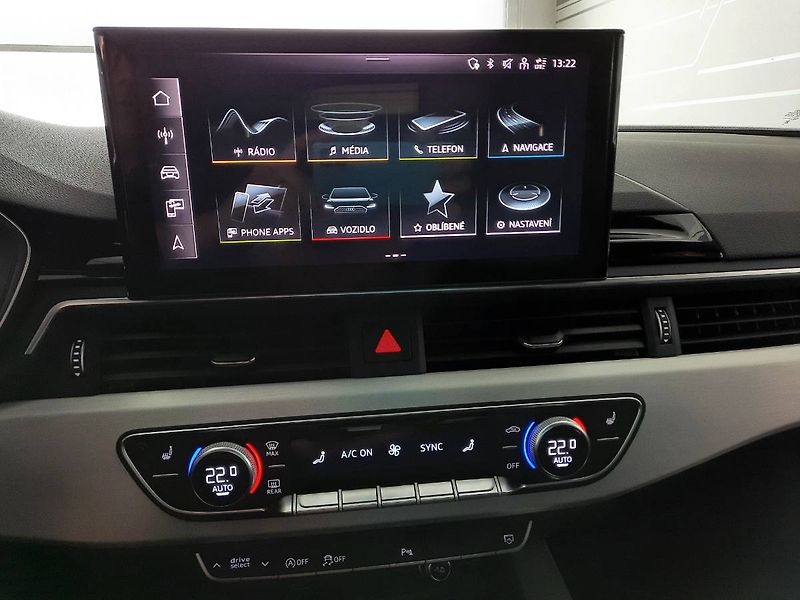 Audi A4 (2024) Avant 40 TDI quattro (150kW/20 - fotka 14 z 28