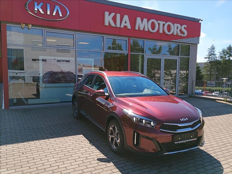 Kia XCeed (2026) 1,6 T-GDi GPF 7DCT EXCLUSIVE 1 - fotka 1 z 7