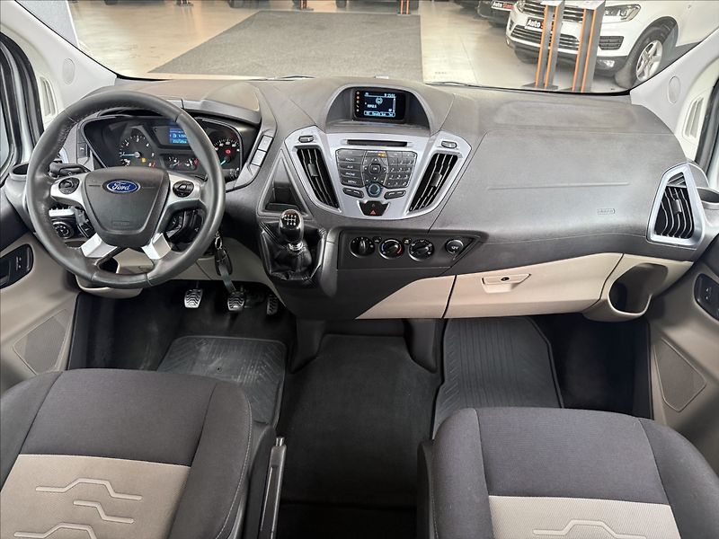 Ford Tourneo Custom 2,2 Titanium 114kW,po servisu - fotka 13 z 29