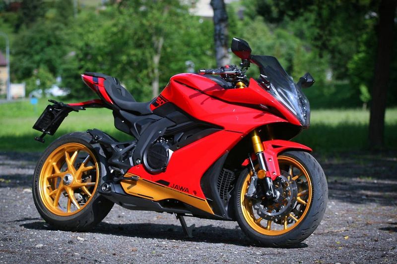 Jawa (2026) JD 750 RACING - fotka 2 z 24