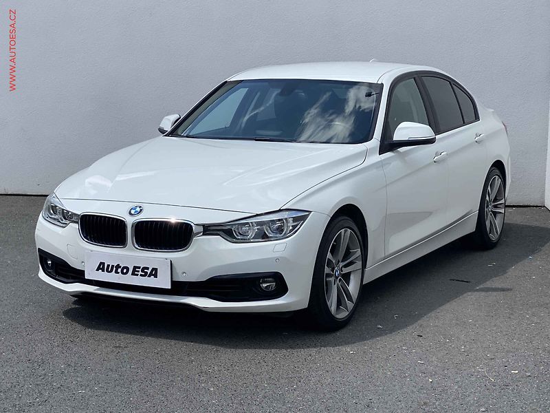 BMW Řada 3 (2018) 1.5i 318i, ČR, Advantage - fotka 3 z 18