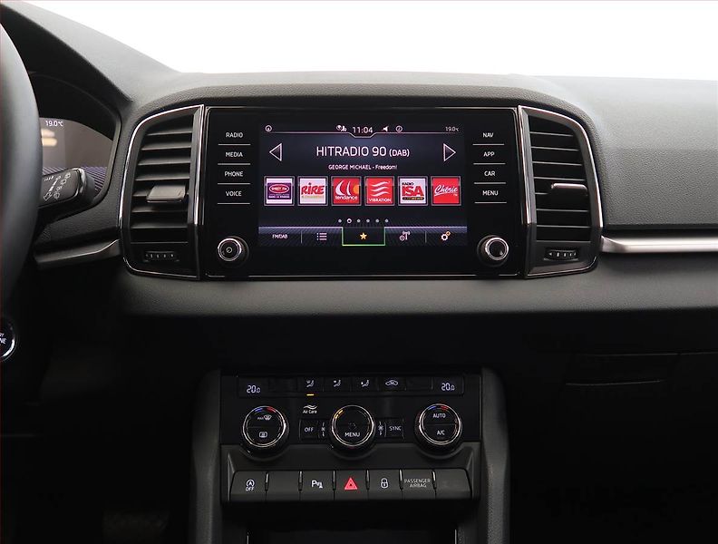 Škoda Karoq (2024) 2.0 TDI, digi klima - fotka 12 z 24