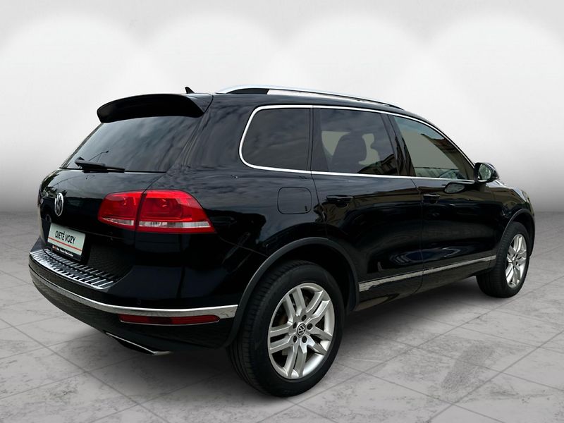 Volkswagen Touareg 3.0TDi V6 193kW R-line 4MOTTIO - fotka 6 z 25