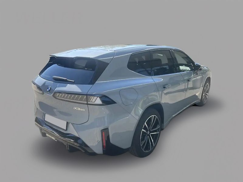BMW iX3 50 xDrive M-Sport Pro HuD Pano - fotka 4 z 10