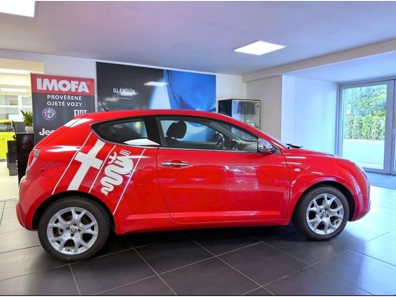 Alfa Romeo MiTo (2011) 1,4 T Multiair 135k MT Distinc - fotka 4 z 15
