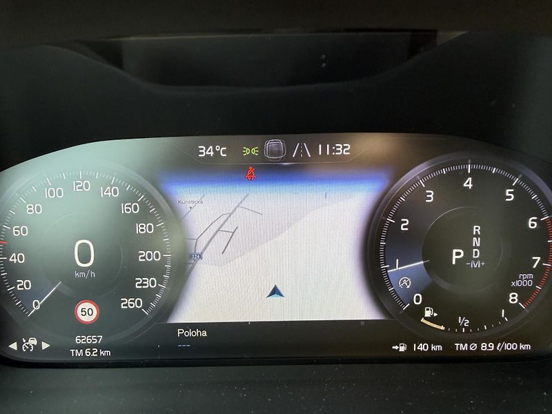 Volvo XC40 2.0 T4 4X4 360K KŮŽE ČR DPH! - fotka 17 z 45