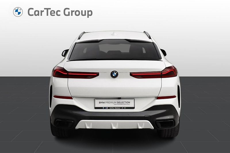 BMW X6 xDrive40d - fotka 4 z 15