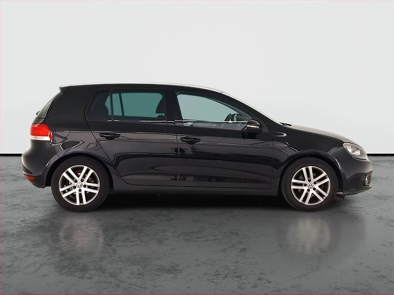 Volkswagen Golf (2010) Comfortline 1.2 TSI, ČR,1.maj - fotka 6 z 17