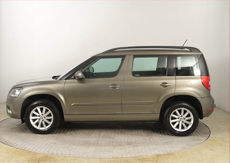Škoda Yeti (2015) Ambition Plus 1.2 TSI - fotka 3 z 17