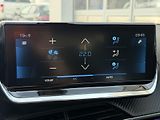 Peugeot 2008 GT 1.2 PureTech 130 S&S MAN6 - náhled 16