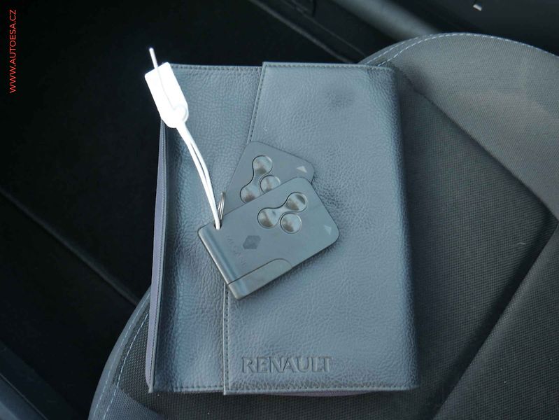 Renault Mégane (2008) 1.6i, ČR - fotka 13 z 13