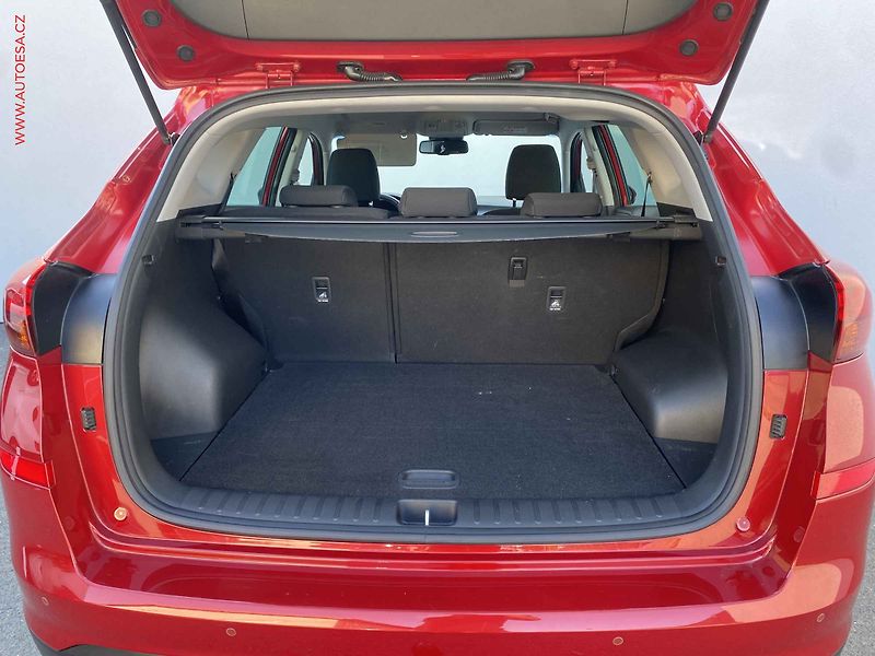 Hyundai Tucson (2018) 1.6T-GDi, 1.maj,ČR, Trikolor - fotka 7 z 18