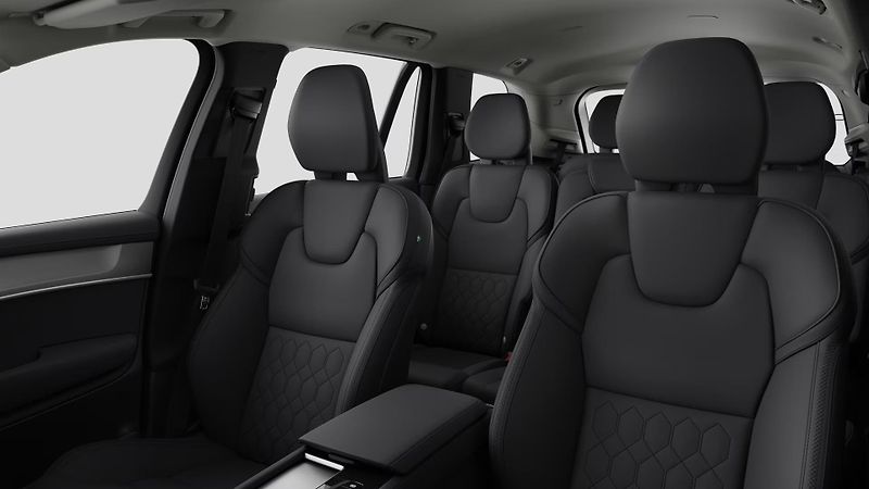 Volvo XC90 (2026) B5 AWD AUT CORE 7míst - fotka 10 z 13