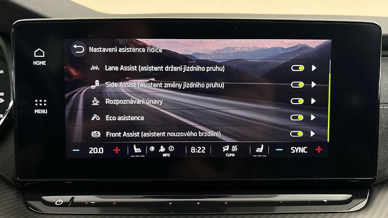 Škoda Octavia 2.0 TDI DSG RS - fotka 30 z 33