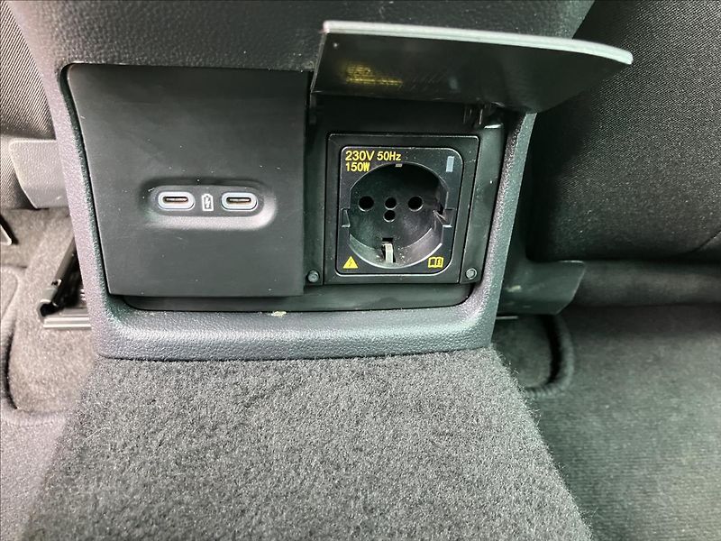 Škoda Octavia 2,0 WEBASTO,TAŽNÉ,MATRIX-BEAM - fotka 14 z 30