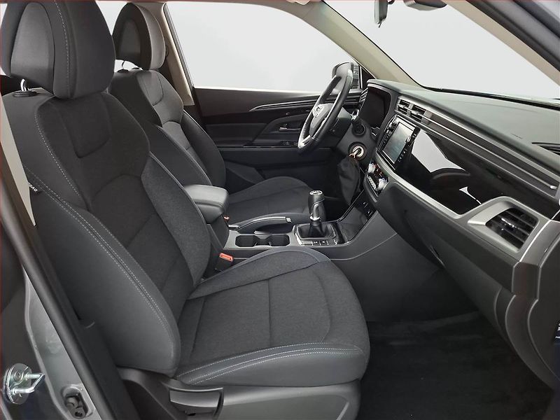SsangYong Korando (2021) Crystal 1.5 T-GDI, Serv.kniha - fotka 9 z 21