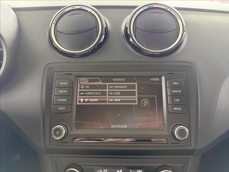 Seat Ibiza 1,2   TSI,ŘEMEN,STYLE,1.MAJITE - fotka 16 z 24