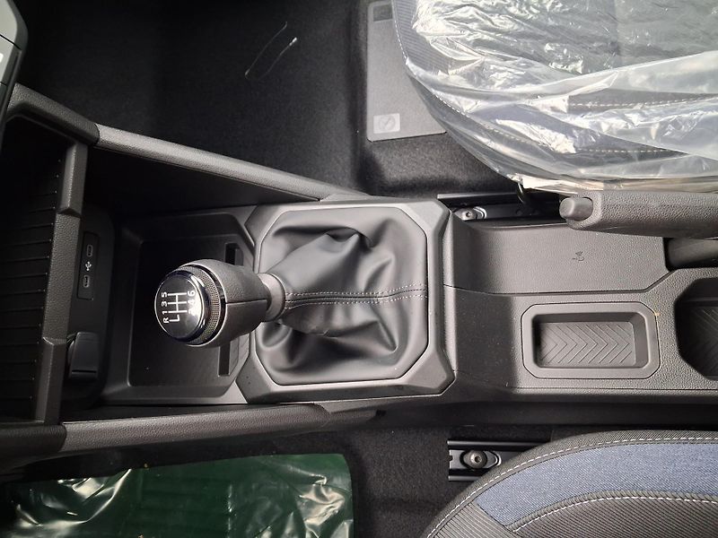 Dacia Duster (2026) Expression mild hybrid 140    - fotka 19 z 26