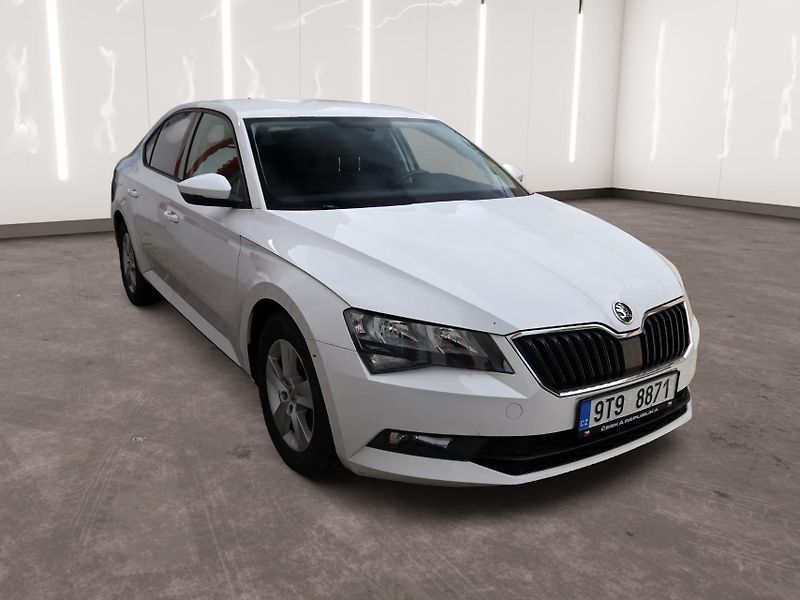 Škoda Superb (2016) - fotka 5 z 18